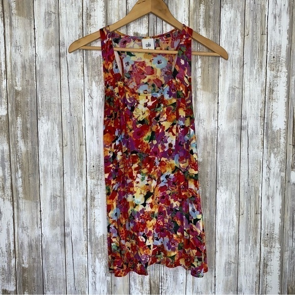 CAbi Tops - Cabi Luisa Floral Sleeveless Tank